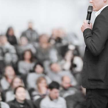 A 5-Step Presentation Formula That Makes Speaking Engagements So Much Easier